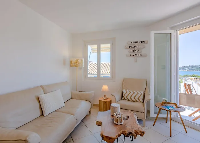 아파트 La Madrague By Interhome